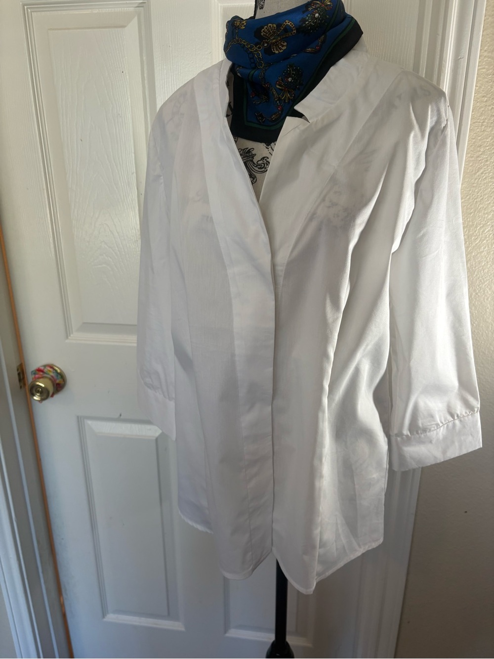 Italian Bogari Classic White Women's Open-Front Shirt size XL